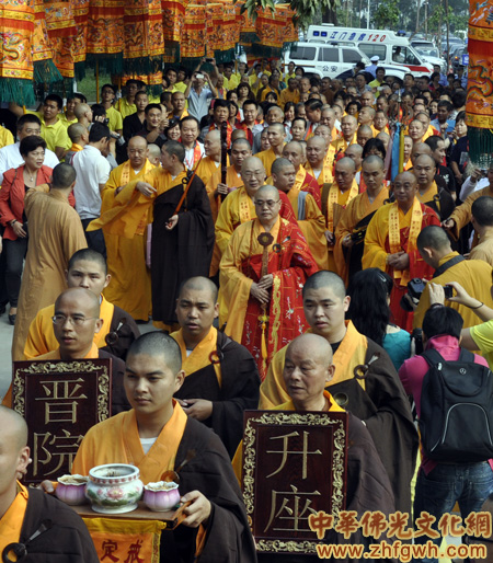 广东江门叱石观音寺落成、佛像开光暨印弘法师升座法会隆重举行