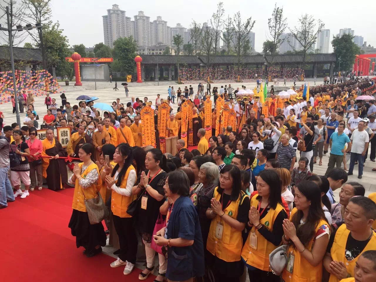 重庆长寿区菩提山达摩道场菩提寺隆重举行贝叶经迎请仪式