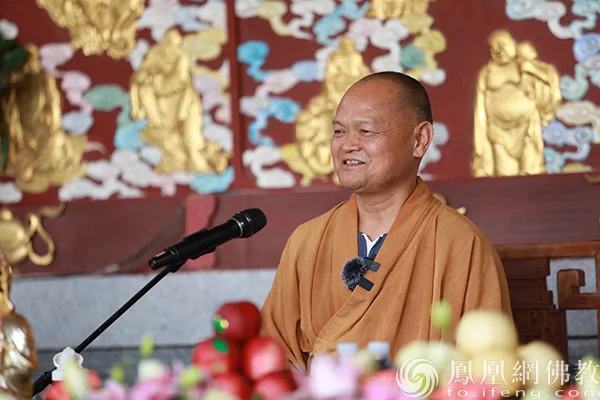 讲经交流巡讲活动礼请湖南省长沙市望城洗心禅寺首座妙华法师主讲（图片来源：凤凰网佛教文化 摄影：张满常）