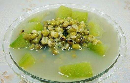 冬瓜荷叶绿豆汤 冬瓜荷叶绿豆汤